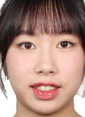 Portrait of Yuena Zhang